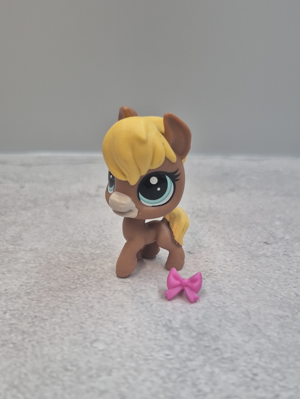Littlest Pet Shop Horse #186
